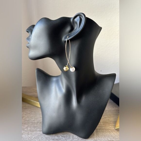 Minimal earrings A499 - Picture 4 of 4